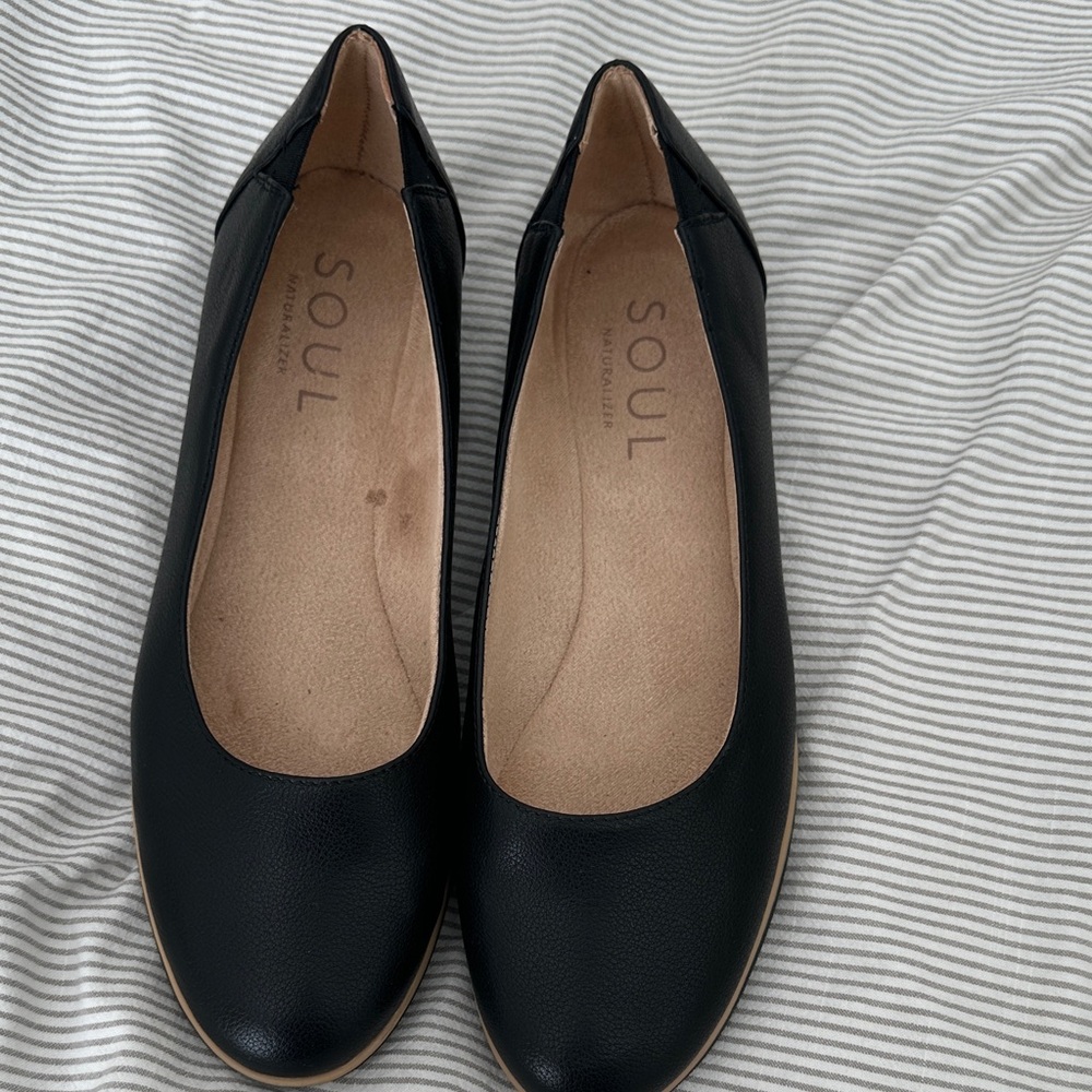 Naturalizer SOUL 9 Wide Black  Flats